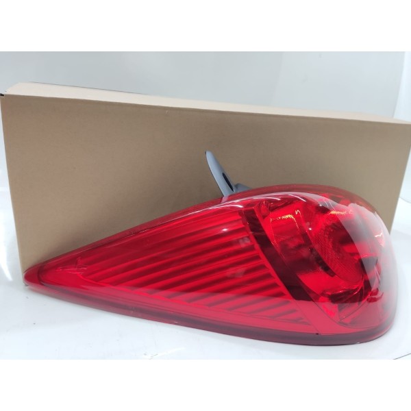 Par Lanterna Nissan Tiida Hatch 2009 2010 2011 2012 A 2015 Esquerdo