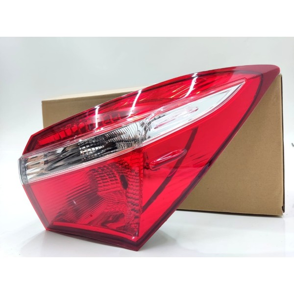 Lanterna Direito Toyota Corolla 2014 2015 2016 2017 Direito