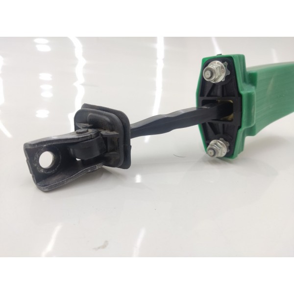 Limitador Porta Traseira Direita Fiat Mobi 1.0 2018 Á 2022