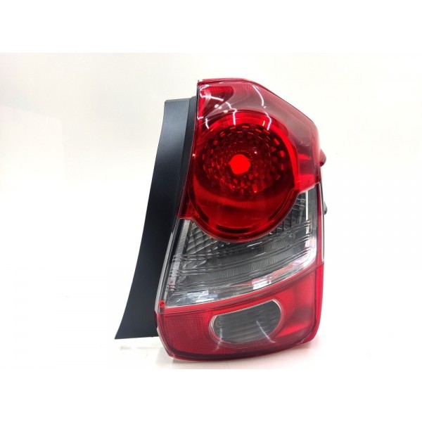 Par Lanterna Traseira Toyota Etios Hatch 2013 2014 2015 2016 Direito Vermelho