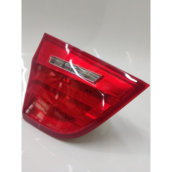 Lanterna Tampa Traseira Esquerdo Bmw 320i 2009 2010 A 2012  Esquerdo Vermelho