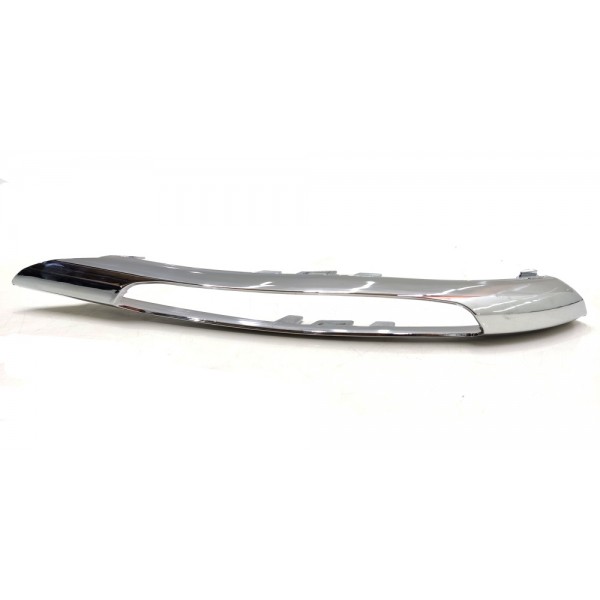 Moldura Cromada Drl Esquerdo Mercedes C180 C200 2011 A 2014