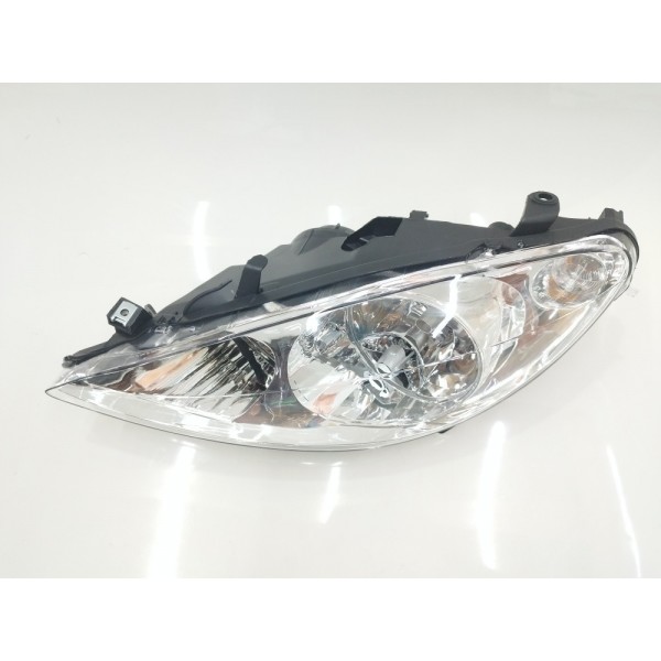 Farol Esquerdo Peugeot 307 2002 2003 2004 2005 2006 2007  Esquerdo