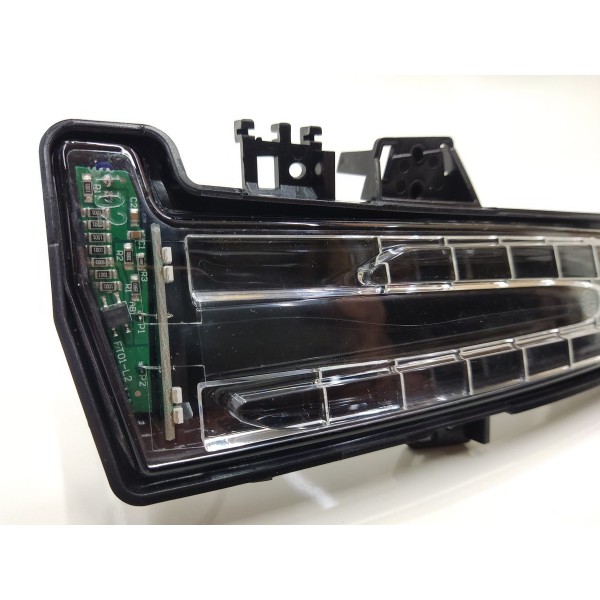 Pisca Retrovisor Esquerdo Mercedes C180 C200 2009  A 2014 M180 Preto Laranja