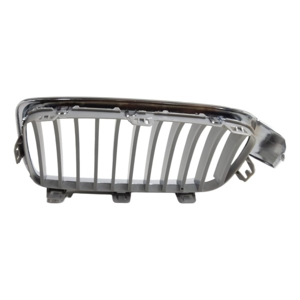 Grade Direita Cromada Bmw 320i 328i 2013 2014 2015 2016 F30 Cromado Brilhante