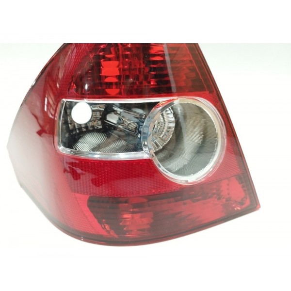 Lanterna Fiesta Sedan Esquerda  2005 2006 2007 2008 A 2010 Esquerdo Vermelho