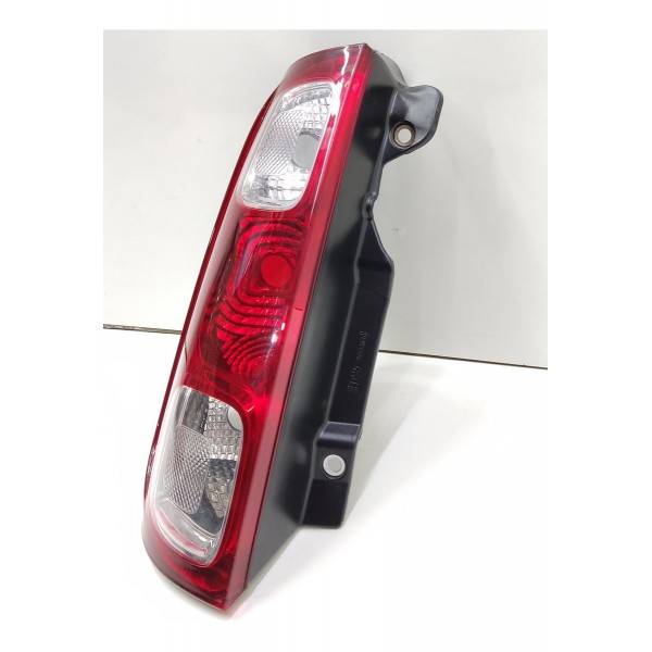 Lanterna Traseira Esquerda Fiat Uno Vivace 2010 2011 A 2015 Esquerdo Vermelho