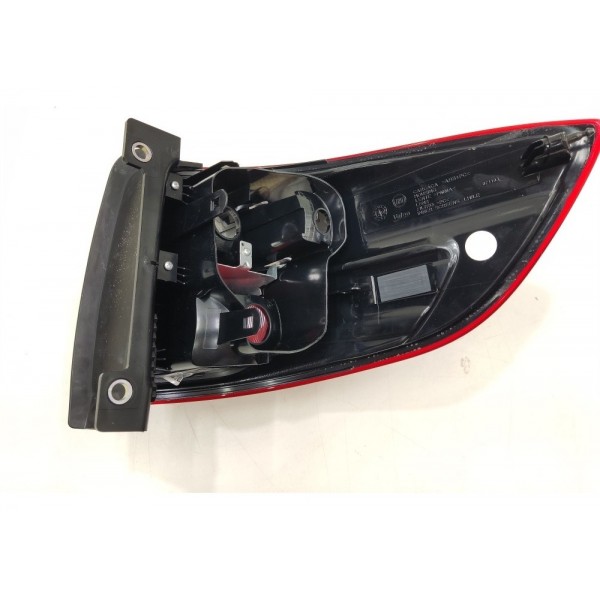 Lanterna Traseira Esquerda Fiat Strada Working 2012 A 2020 Esquerdo Vermelho