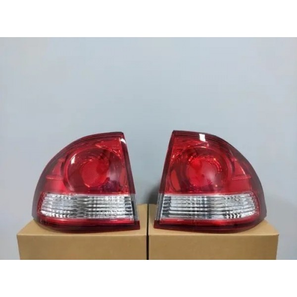 Par Lanterna Traseira Chevrolet Classic 2011 2012 A 2015