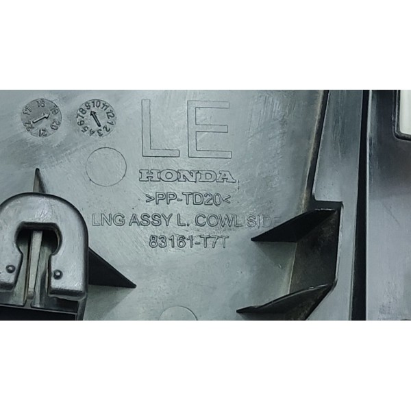 Acabamento Inferior Esquerdo Coluna Honda Hrv 2015 A 2021