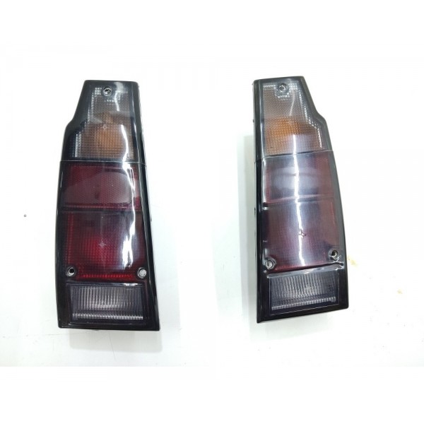 Par Lanterna Traseira Parati Fume 1983 A 1997 Direito Verde-escuro