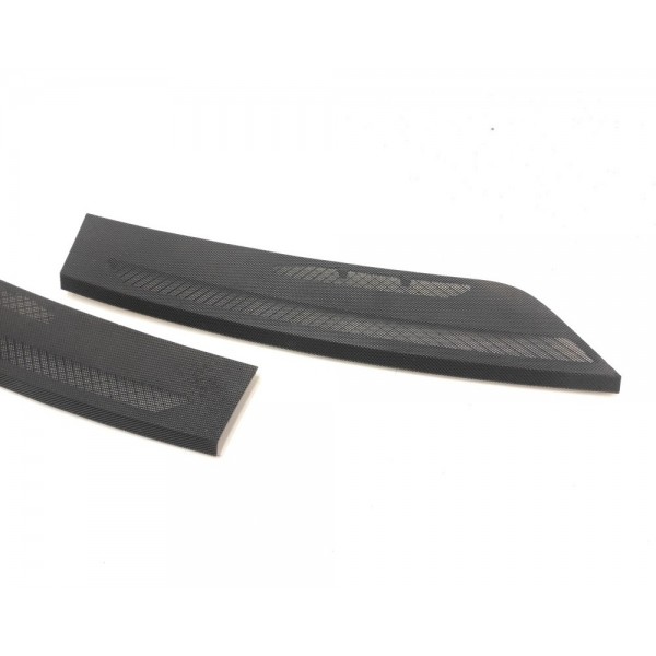 Par Grade Painel C180 C200 C280 2008 2009 2010 2011 2012/... Preto Ambos Os Lados