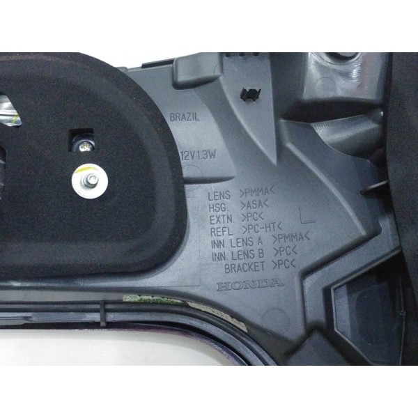 Lanterna Esquerda Tampa Traseira Honda Hrv 2019 A 2021 002 Esquerdo Vermelho