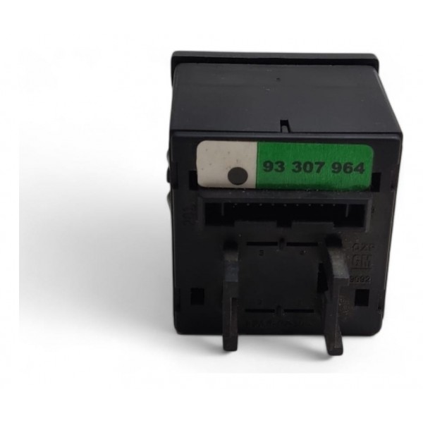 Botão Pisca Alerta Segurança Vectra 2006 2007 2008 A 2011 Vermelho