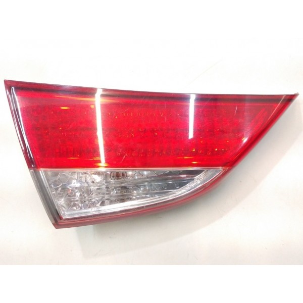 Lanterna Tampa Traseira Esquerda Hyundai Elantra 2011 A 2016