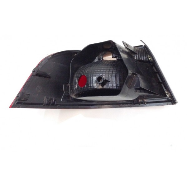 Lanterna Traseira Direita Voyage G6 2012 A 2016 Bicolor  Direito