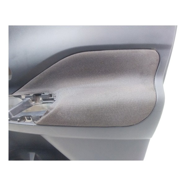 Forro De Porta Dianteiro Direito Nissan Kicks 2018