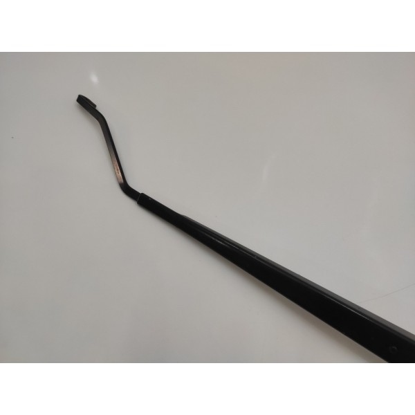 Braço Limpador Direito Nissan Versa 2015 A 2020  Direito