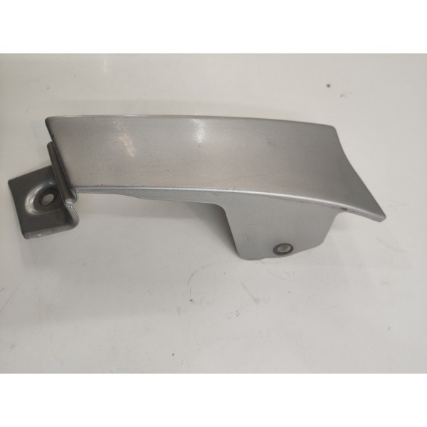 Moldura Da Lanterna Lado Esquerdo Captiva Ano 2009/2010