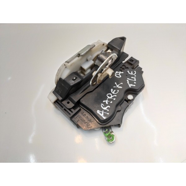 Fechadura Porta Traseira Esquerda Airtrek 2003 A 2009