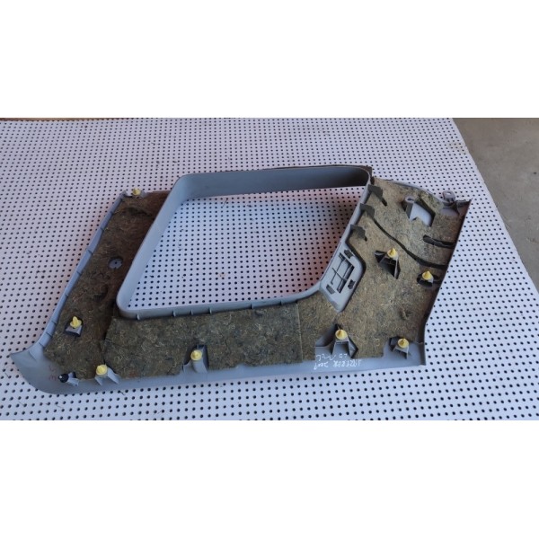 Moldura Traseira Lado Direito Mitsubishi Airtrek