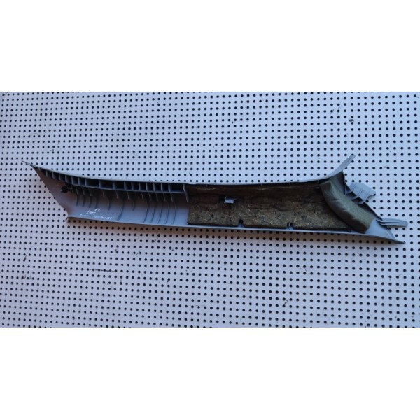 Acabamento Coluna Esquerdo Do Parabrisa Mitsubishi Airtrek