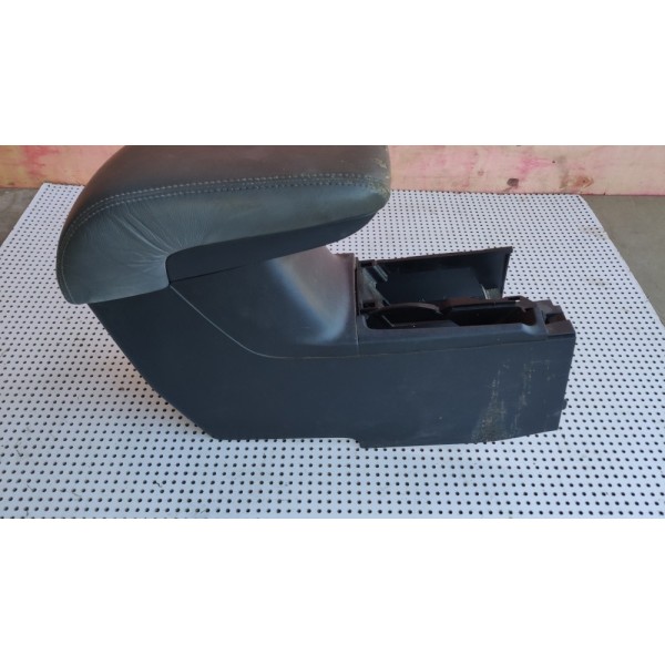 Console Central Com Porta Objetos Mitsubishi Airtrek