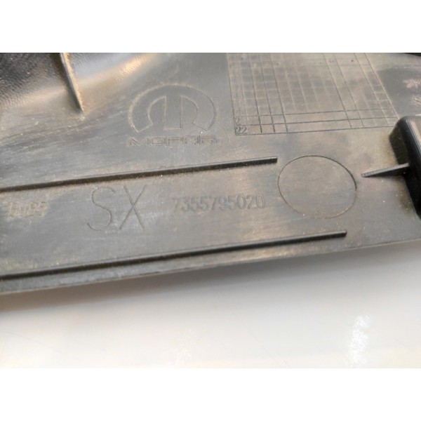 Acabamento Coluna Traseira Esquerda Renegade 2015 A 2017