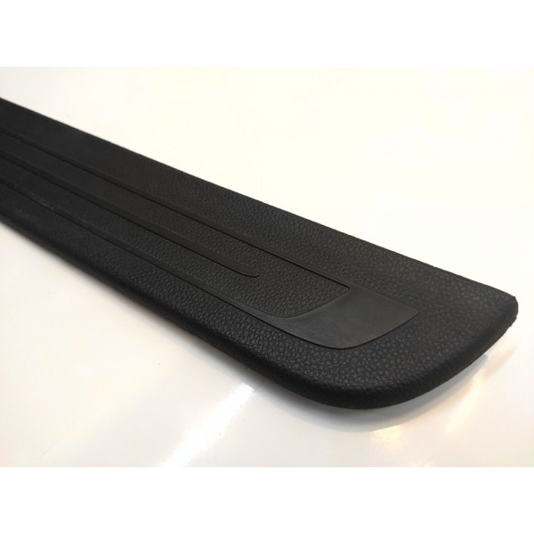 Soleira Porta Dianteira Direita I30 2013 A 2017