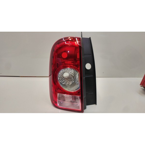 Lanterna Traseira Esquerda Renault Duster 2011 A 2015