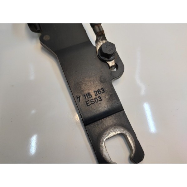 Dobradiça Braço Esquerdo Capô Dianteiro Bmw 320i 2010 2011