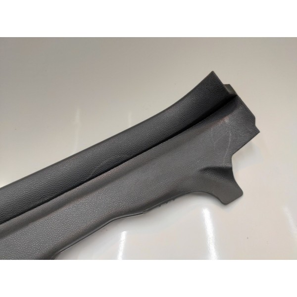 Soleira Porta Traseira Direita Bmw 320i 2011