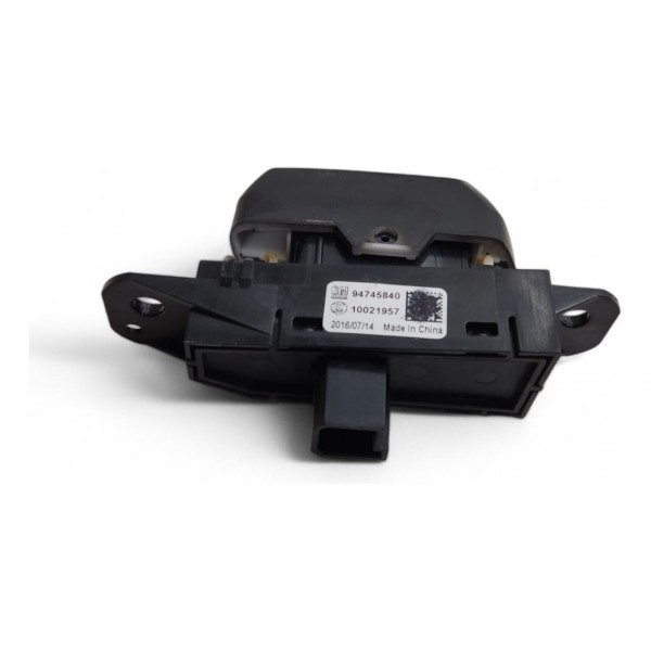 Botão Trava Porta Chevrolet Cobalt Spin 2012 2013 A 2020