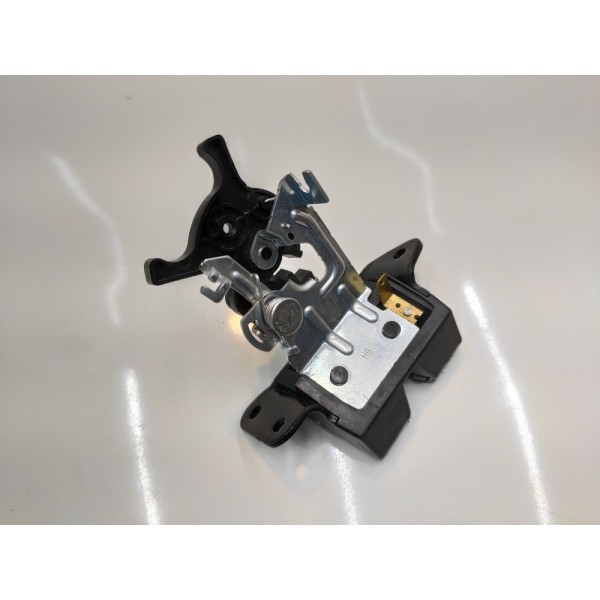 Fechadura Traseira Porta Malas Hb20 Hatch 2012 A 2018