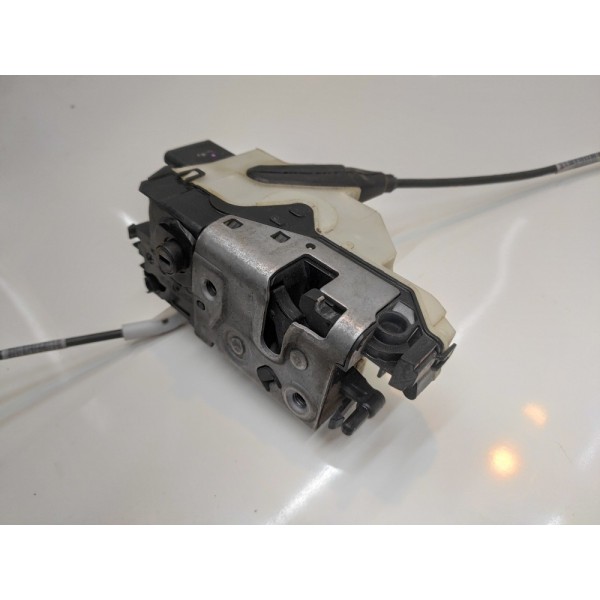 Fechadura Trava Porta Dianteira Direita Peugeot 2008 2015