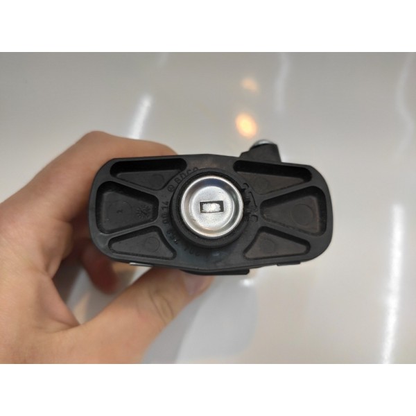 Miolo Cilindro Chave Tampa Porta Malas C180 2007 A 2014