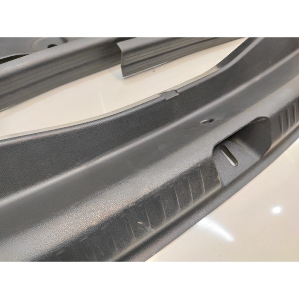 Acabamento Plástico Interior Gla 200 E 250 2015 Unitário