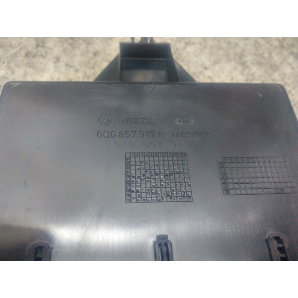 Moldura  Tampa Sim Volkswagen Fox 2011