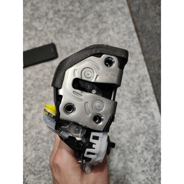 Fechadura Traseira Esquerda New Fit Original