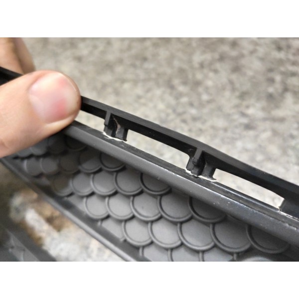 Grade Milha Direita Class E500 Coupê 2011 A 2017 A2078850453 Preto Direito