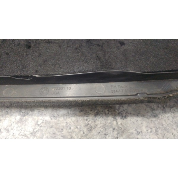 Tampa Lateral Interna Do Porta Mala Bmw X5 2006 Original