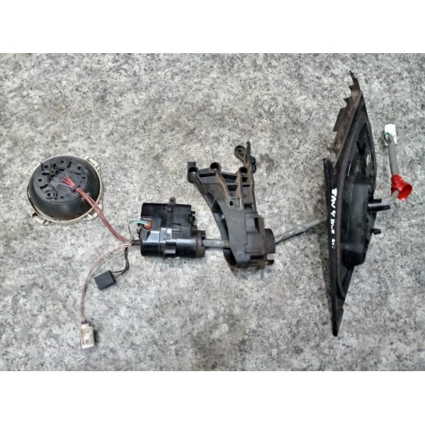 Motor Retrovisor Retratil L-esquerdo Rav4 2013 A 2016