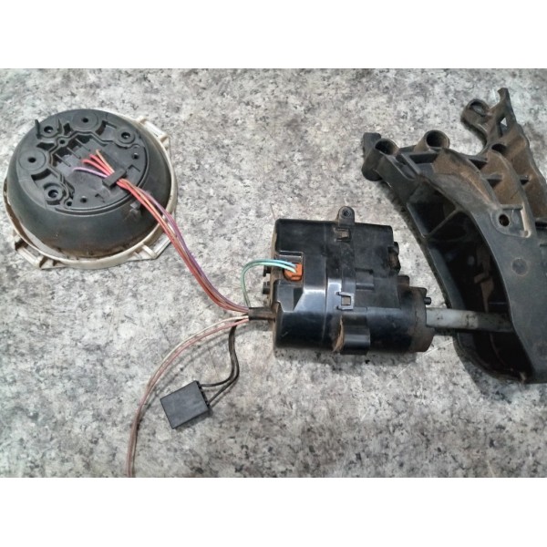 Motor Retrovisor Retratil L-esquerdo Rav4 2013 A 2016