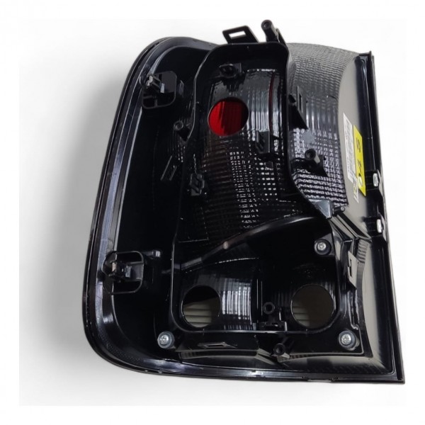 Lanterna Traseira Saveiro G8 Fumê 2023 2024