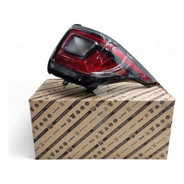 Lanterna Fiat Strada Freedom 2020 2021 2022 2023 Original