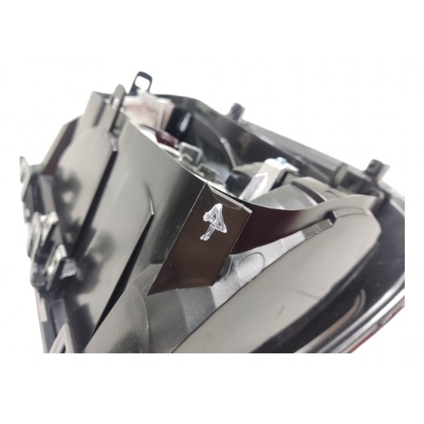 Lanterna Traseira Esquerda Saveiro G7 2017 2018 2019 Esquerdo Fumê