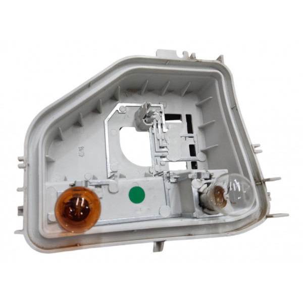 Circuito Soquete Lanterna Esquerda Vw Tcross 2019 A 2022 Esquerdo