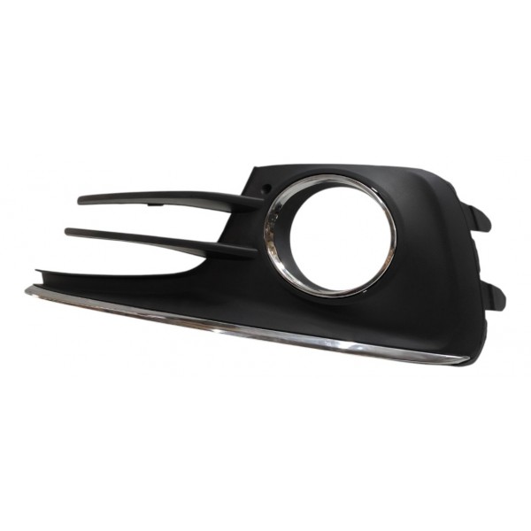 Moldura Esquerda Parachoque Milha Vw Fox Spacefox 2015 2018 Preto/cromado Esquerdo