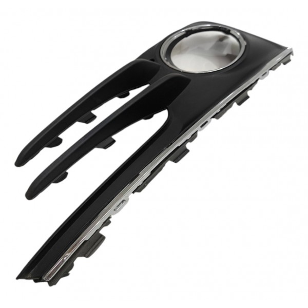 Moldura Esquerda Parachoque Milha Vw Fox Spacefox 2015 2018 Preto/cromado Esquerdo