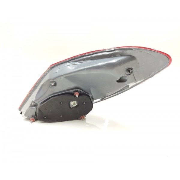 Lanterna Traseira Esquerda Mercedes C180 C200 2015 2016 2017 Esquerdo Vermelho